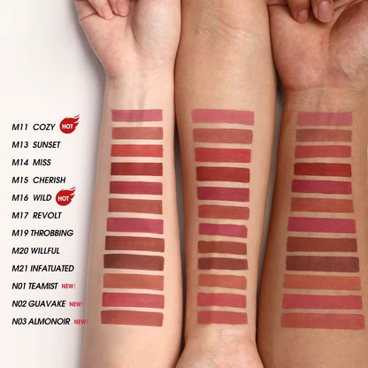 💄 VelvetCare 24H™ Color intenso que dura, comodidad que se siente ✨ Mate perfecto por 24 horas, sin resecar tus labios 💋